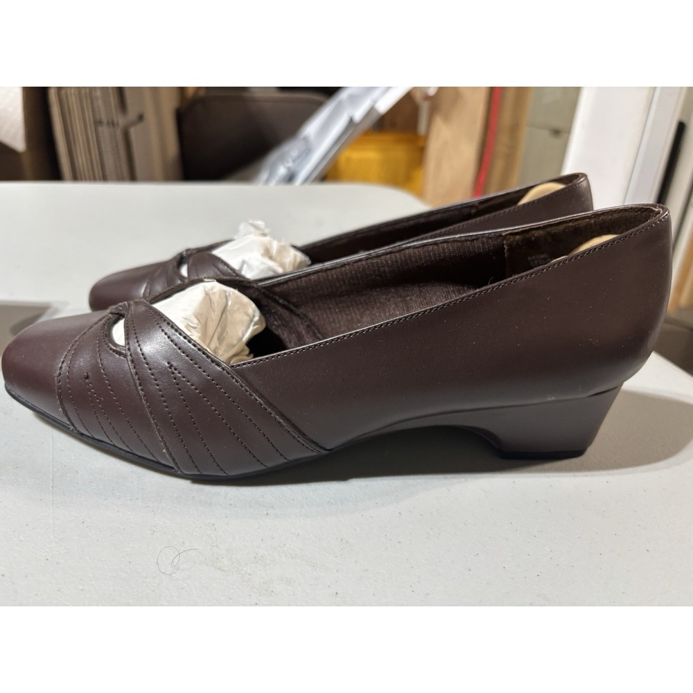 Mushrooms Shoe Womens 9.5M Brown Heel Dress Shoes